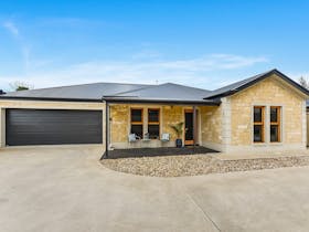 #mtgambieraccommodation#mtgambierapartments#alohamountgambier#stayatmountgambier