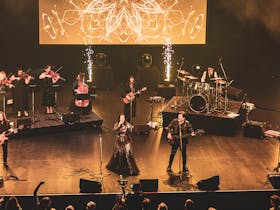 Seventh Wonder performs Fleetwood Mac - Encore edition