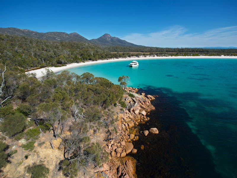 Lunch at Wineglass Bay