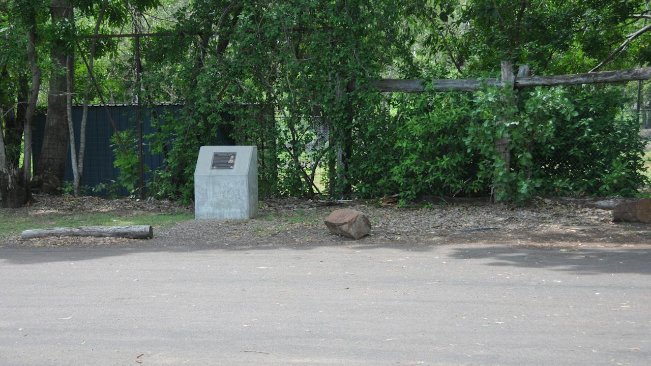 Memorial cairn at the Bark Hut Inn – Arnhem Highway.