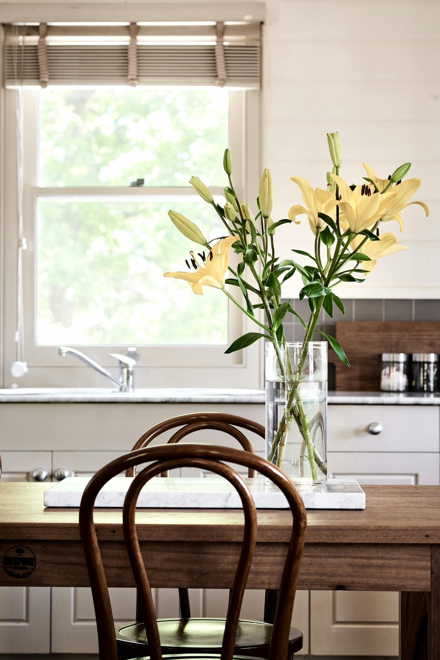 Open plan kitchen and dining