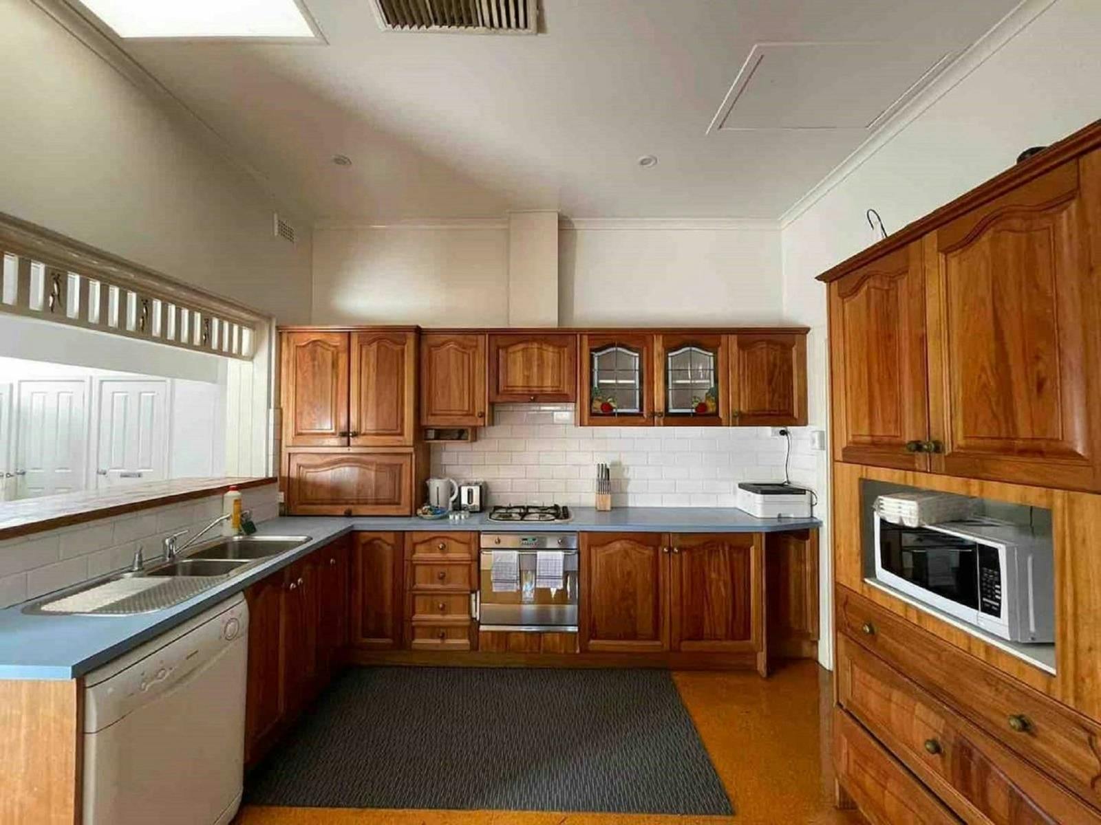 Westbourne Park Salt Pool Holiday House | Westbourne Park Saltpool Hideaway