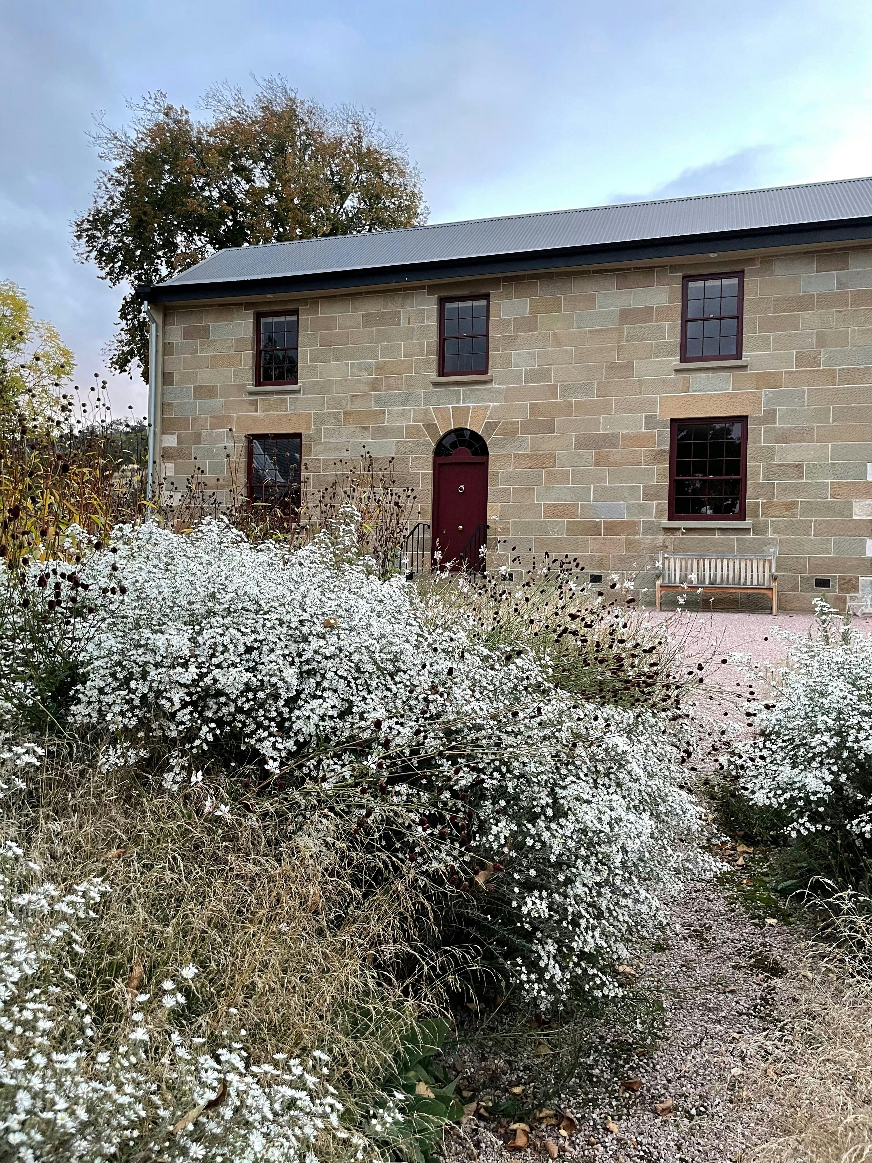 Glover Country House Tour and Self-Guided Walk