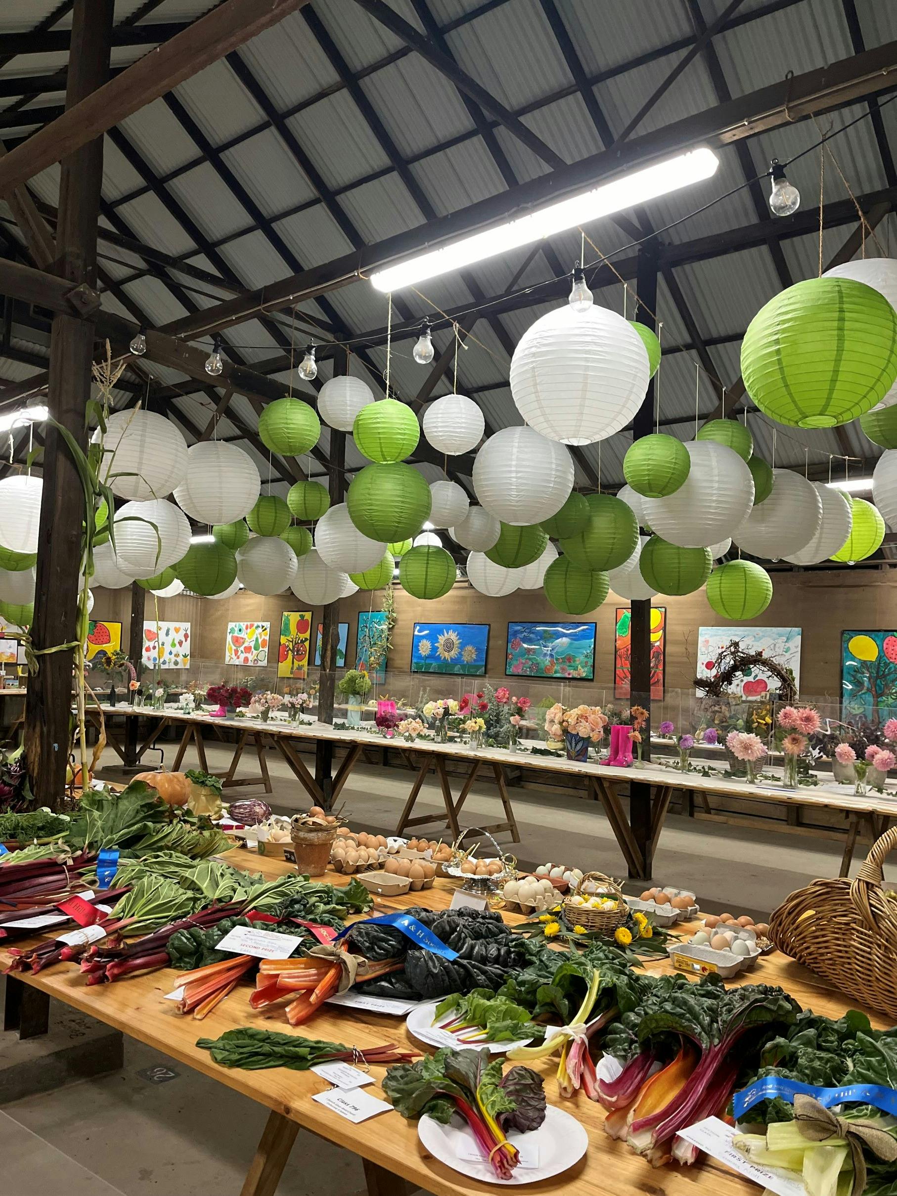 Red_Hill_Show produce on display