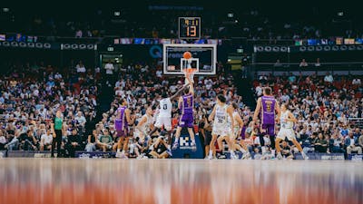Shaun Bruce taking a jumpshot for the Sydney Kings at Qudos Bank Arena