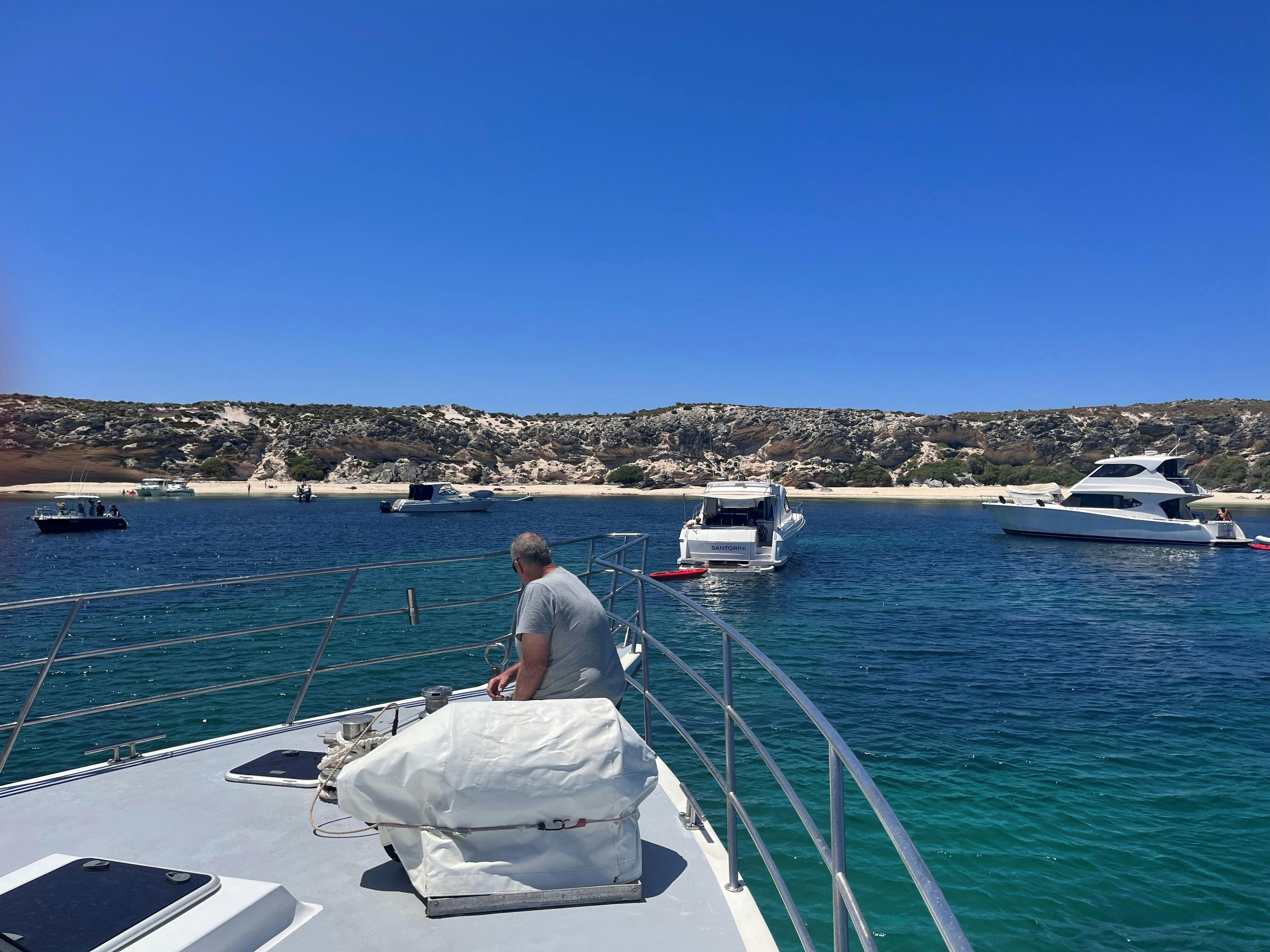 Rotto boat charter