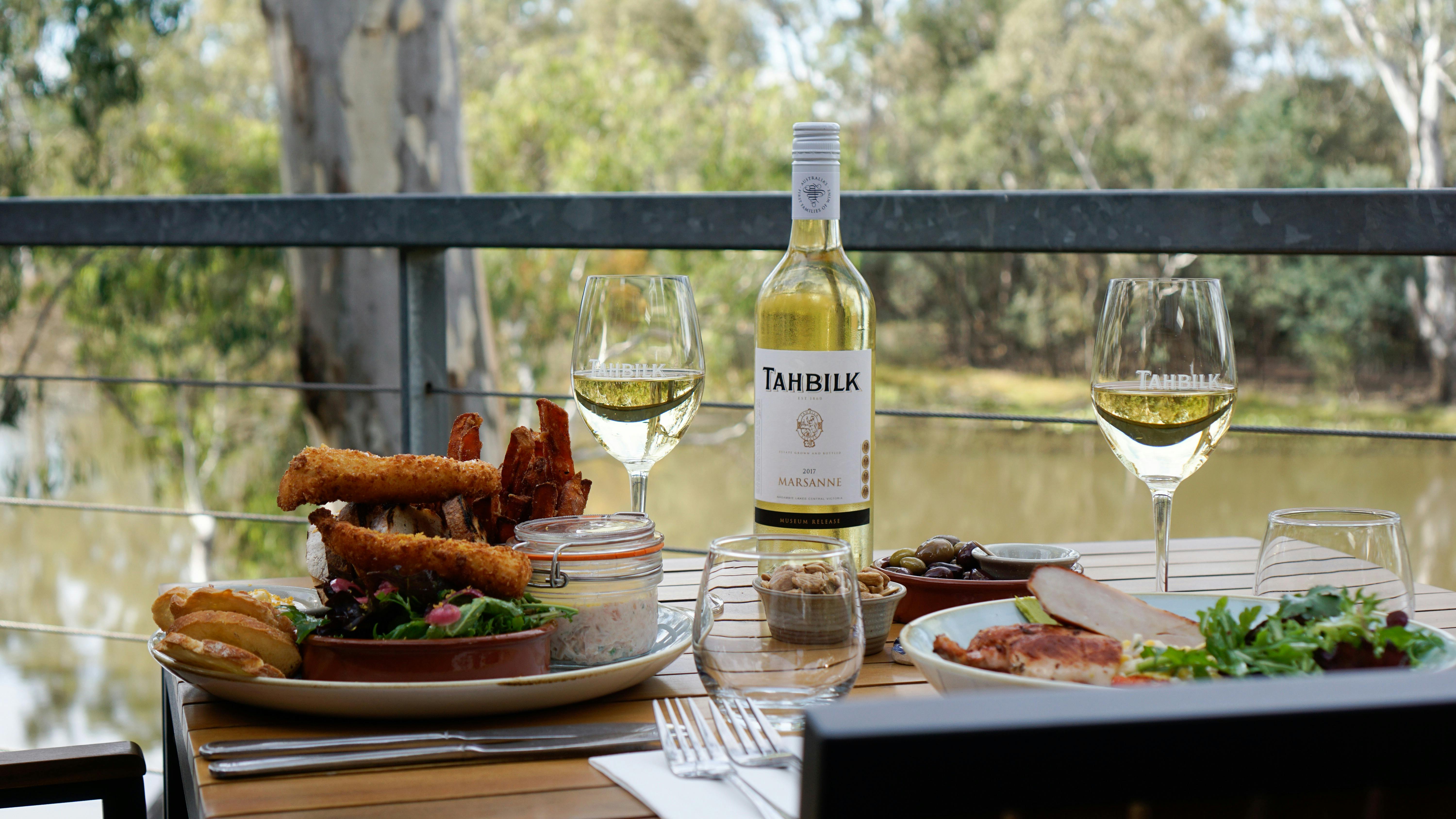Tahbilk restaurant - overlooking the water