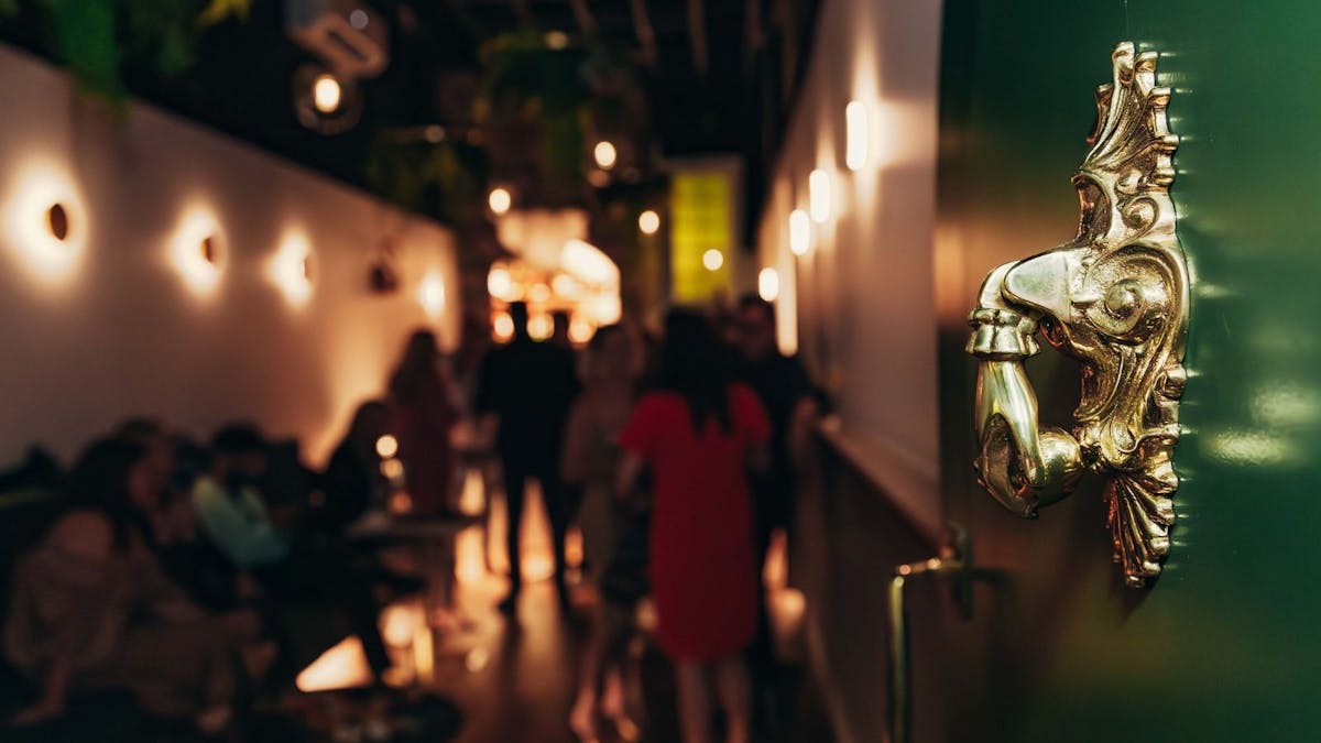 Peering through the door of Nok Nok to witness the magic inside