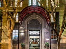 Oaks Sydney Goldsbrough Suites