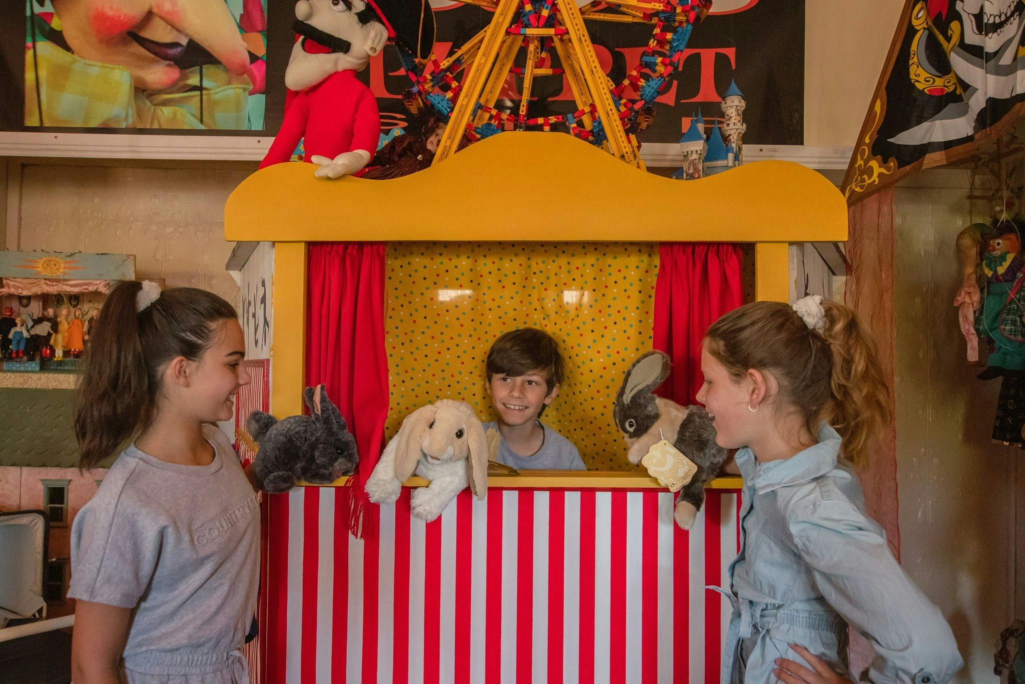 Children can perform impromptu plays