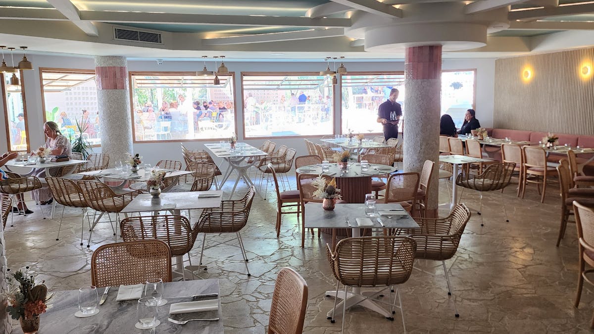 Oceans Bar & Restaurant inside dining image