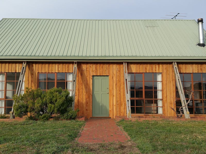 Pinot Cottage front view