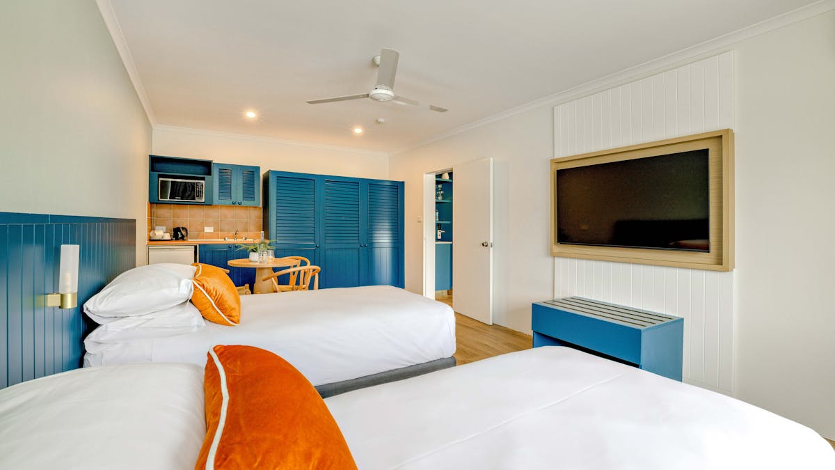 Family Room Mercure Cairns