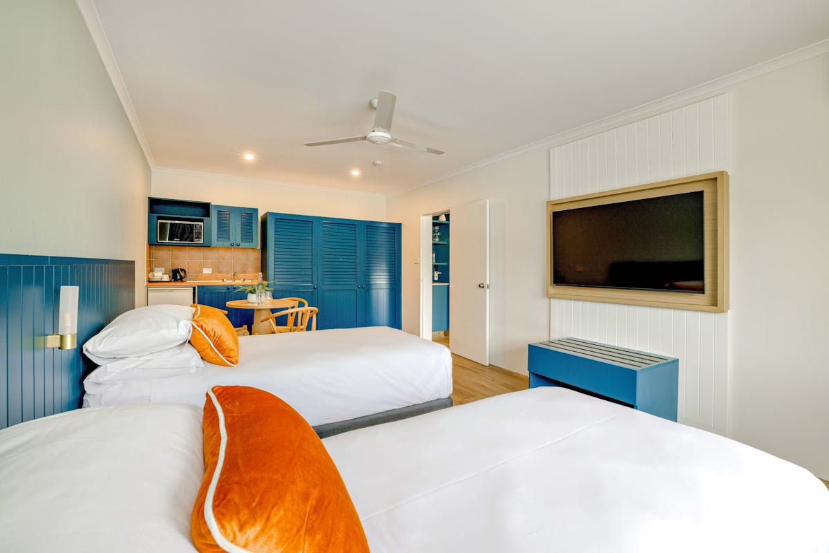 Family Room Mercure Cairns