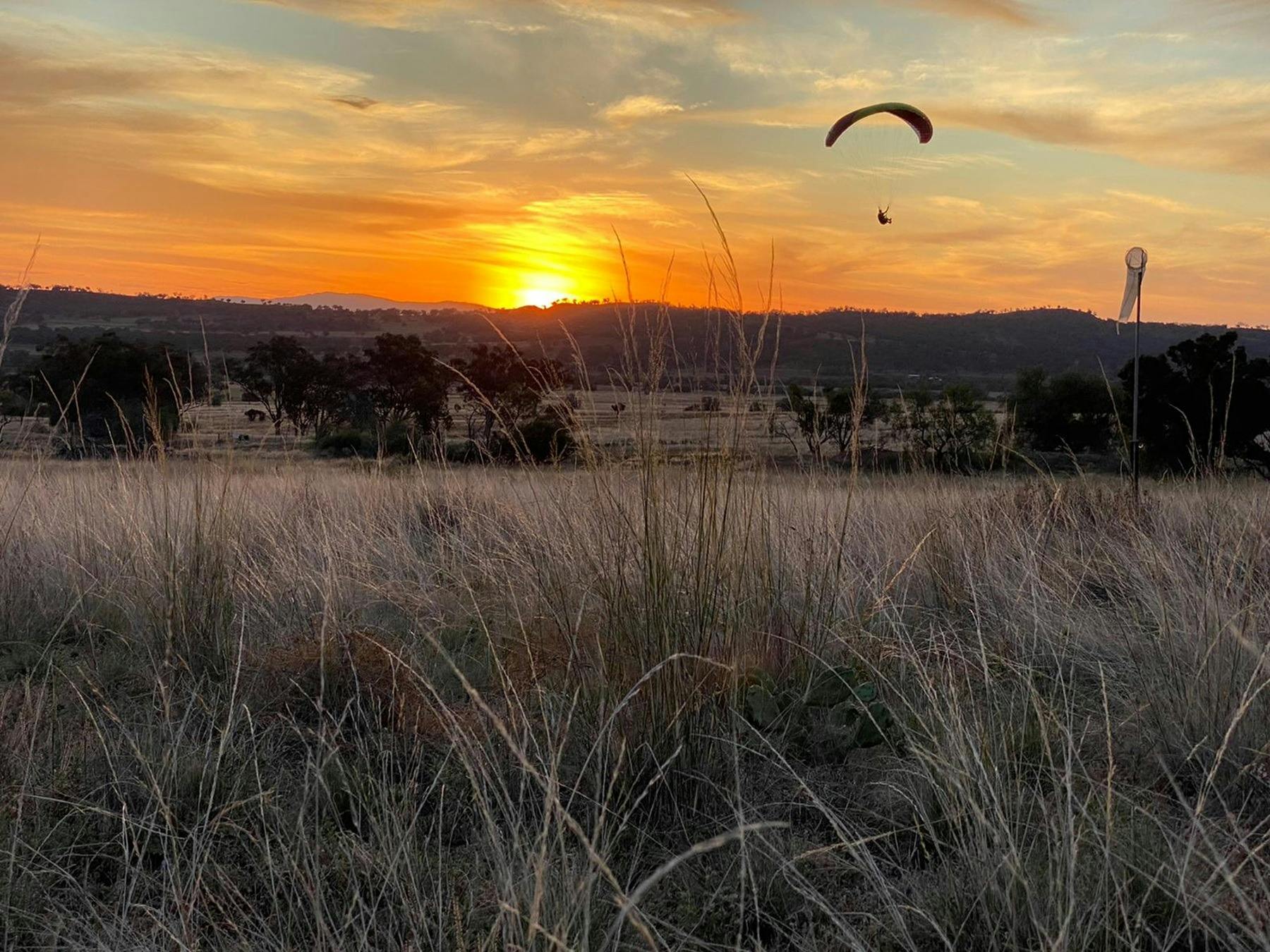 Godfrey's Manilla Paragliding School
