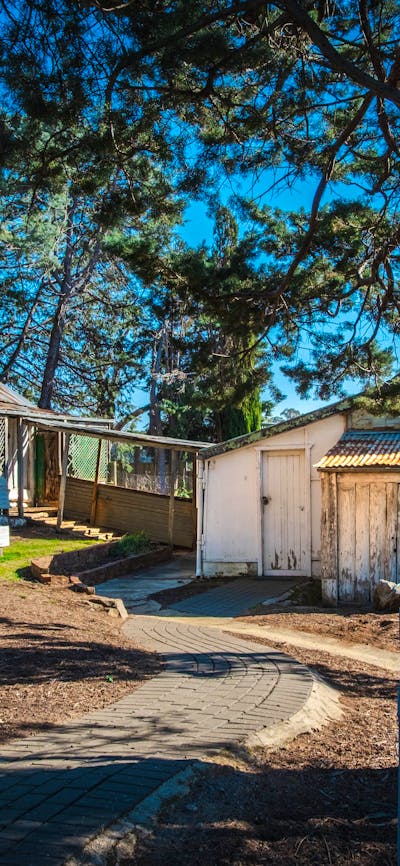 Photo of the exterior of Mugga-Mugga Cottage