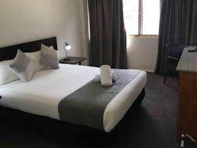 Hotel Suite Twin: Bedroom