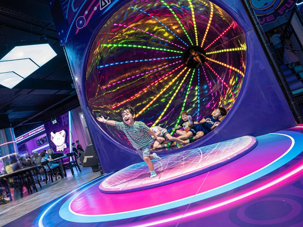 Area 51 World - Mt Gravatt