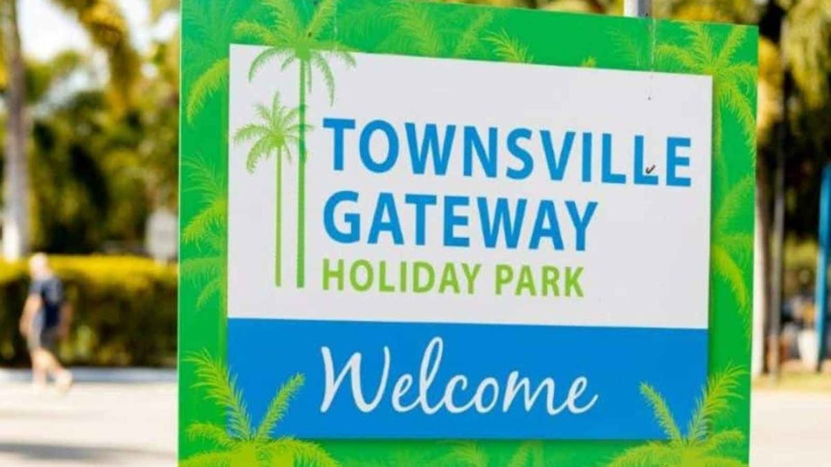 Townsville Holiday Park welcome sign
