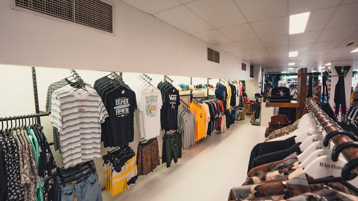 Mens t-shirts