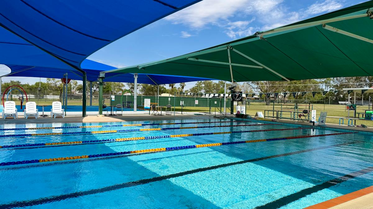 Charleville Memorial Swimming Pool | Attractions | Queensland