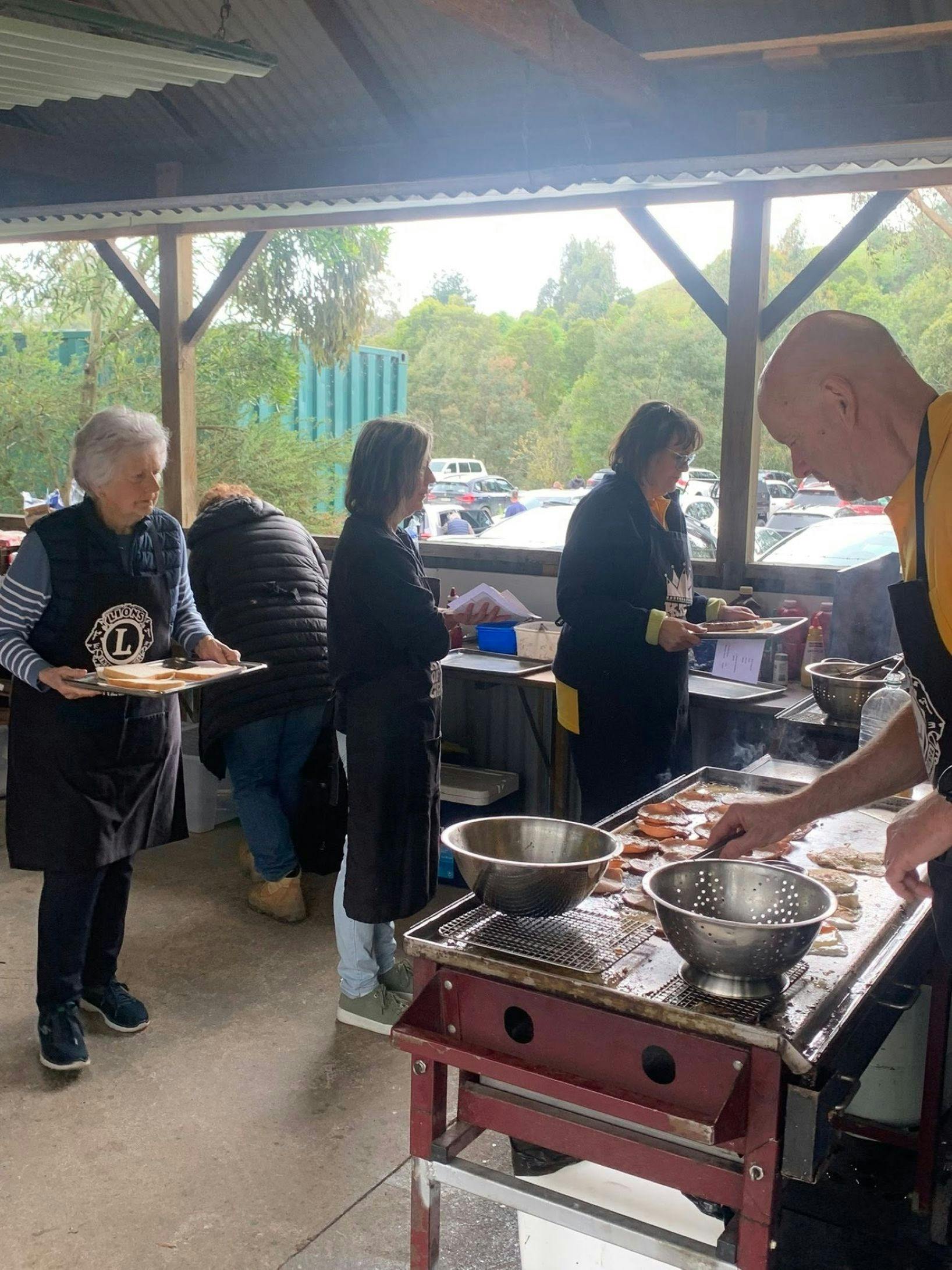 Lion's BBQ at Loch Market