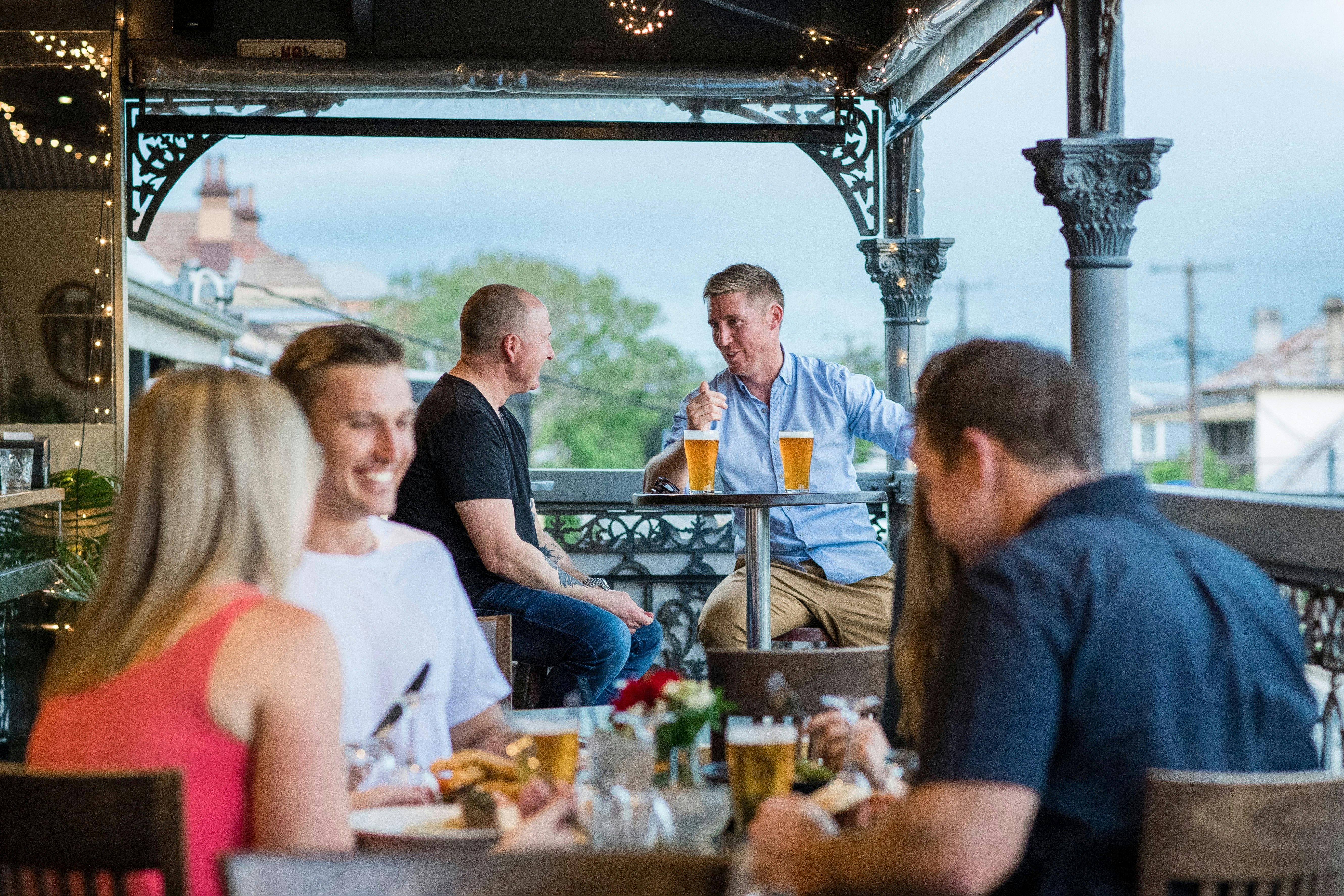 コマーシャルホテルモーペス