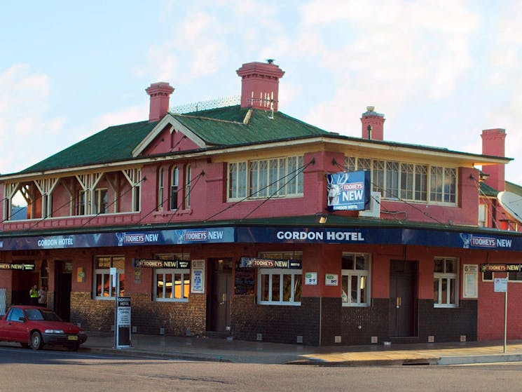 The Gordon Hotel frontage