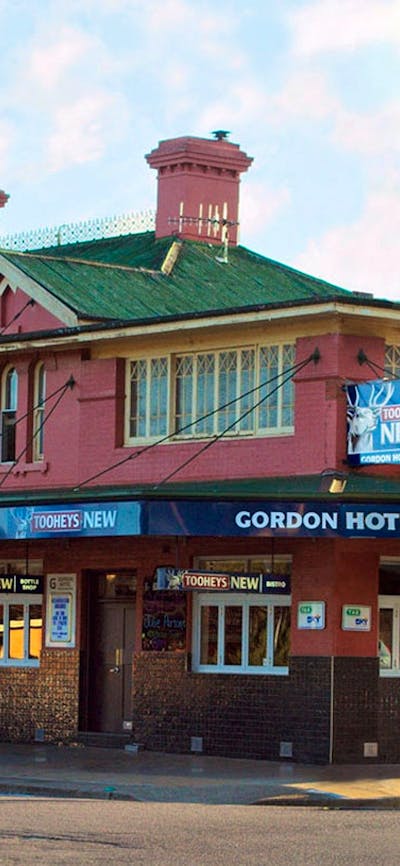 The Gordon Hotel frontage