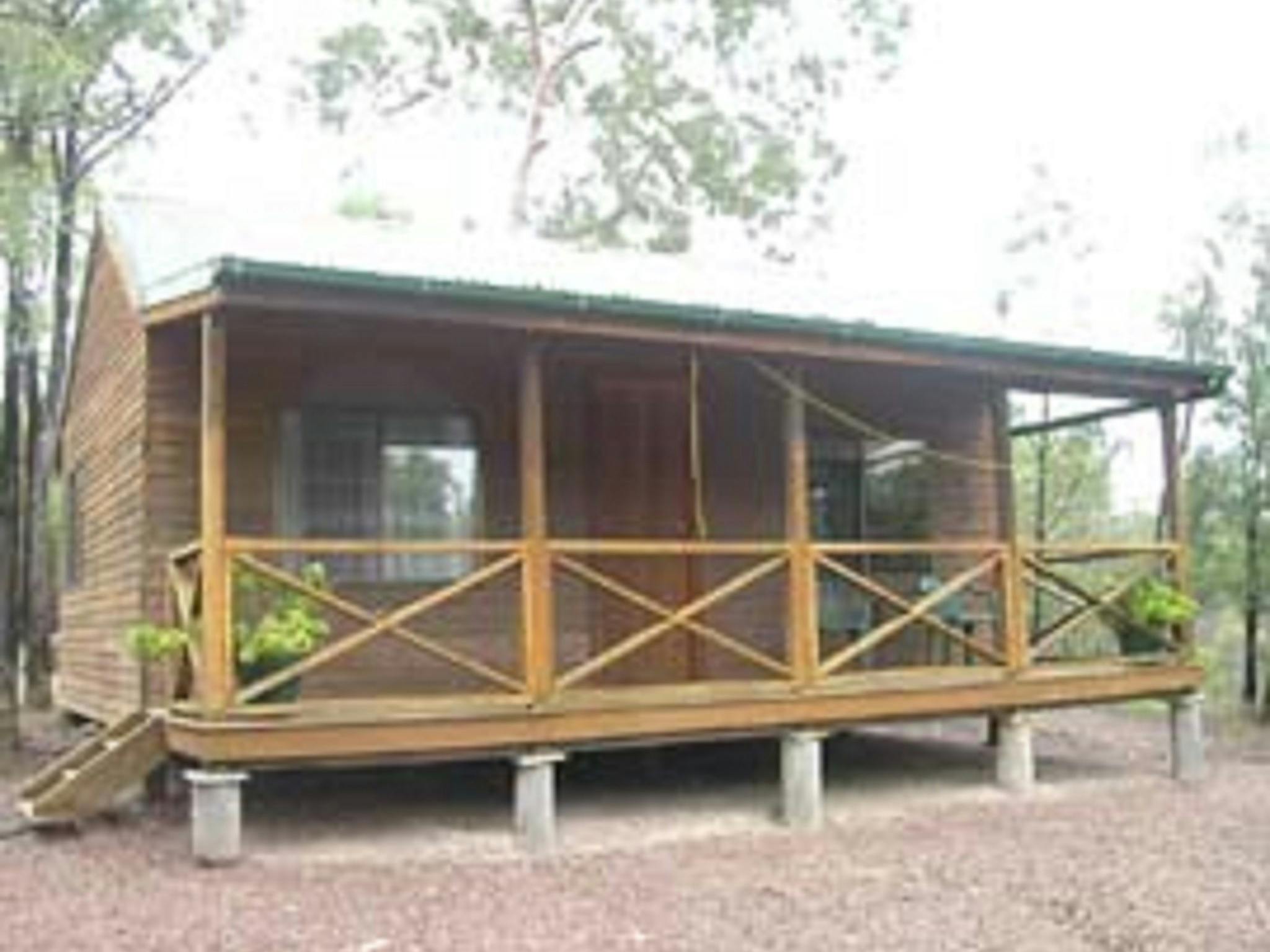 Cabins accommodation at Columboola Country