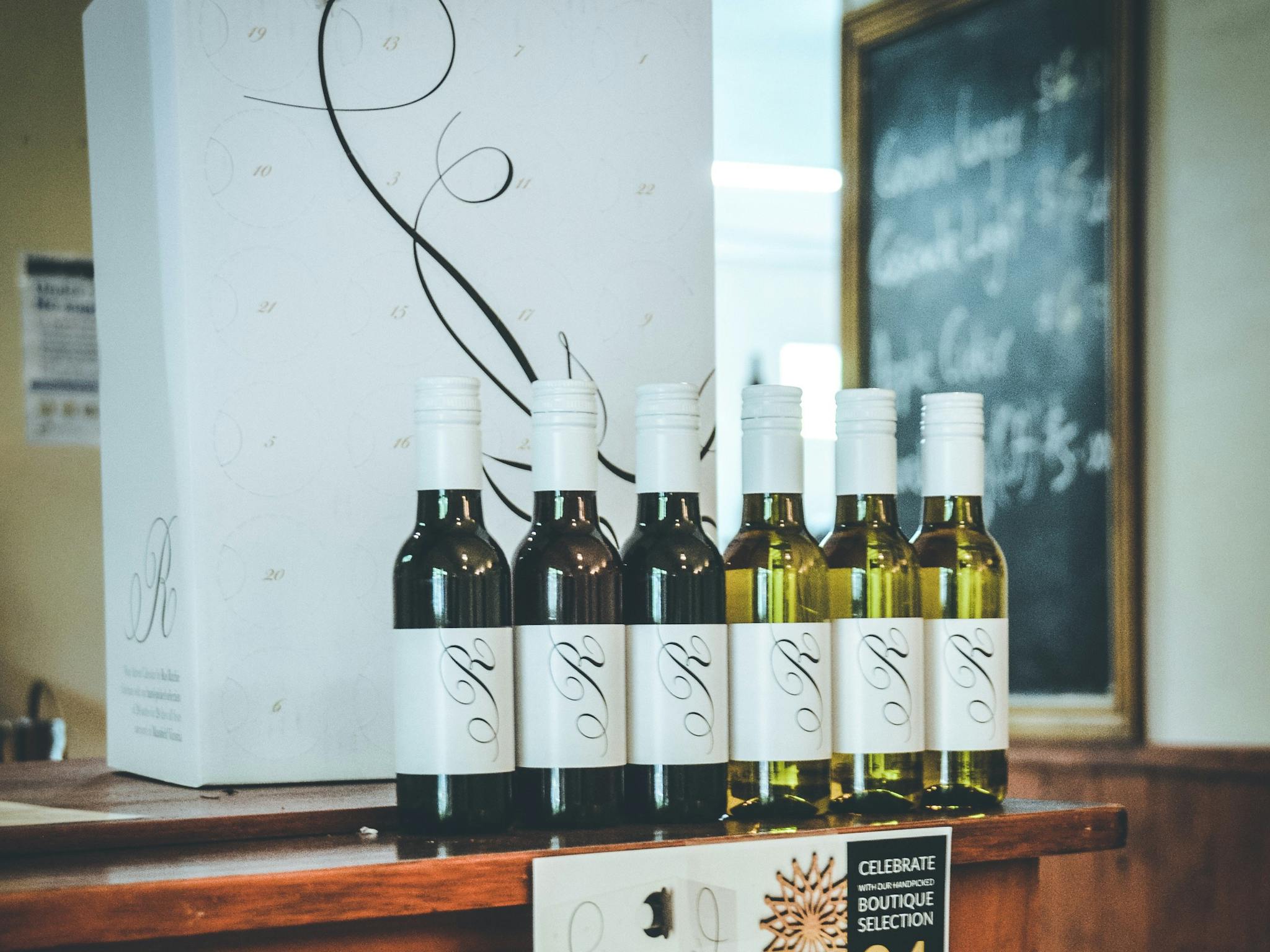 Ros Ritchie Wines  Cellar Door offers exclusive wine deals