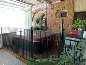 Spa area on Dinky Di's Verandah