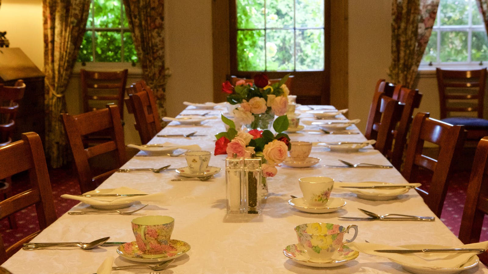 The cosy dining room