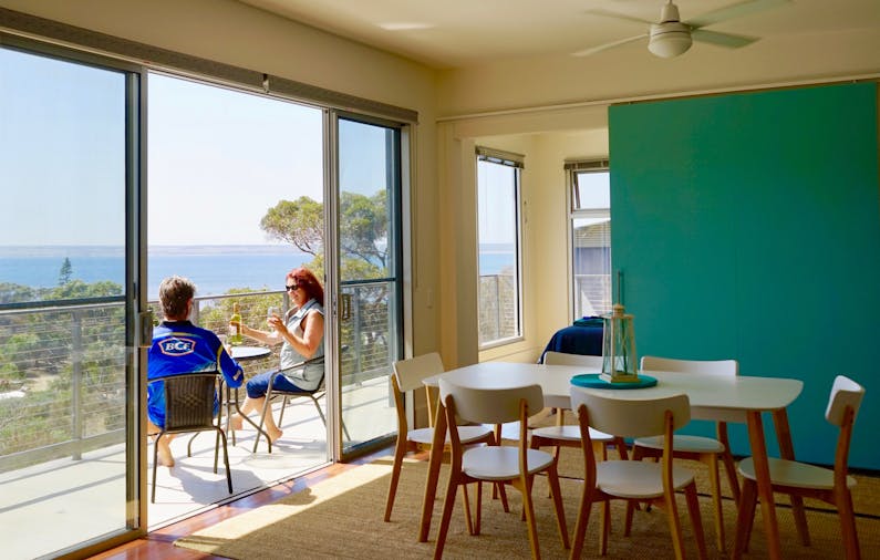 The Penthouse Apartment 3 Sunrise On Falie - boutique self contained Accommodation