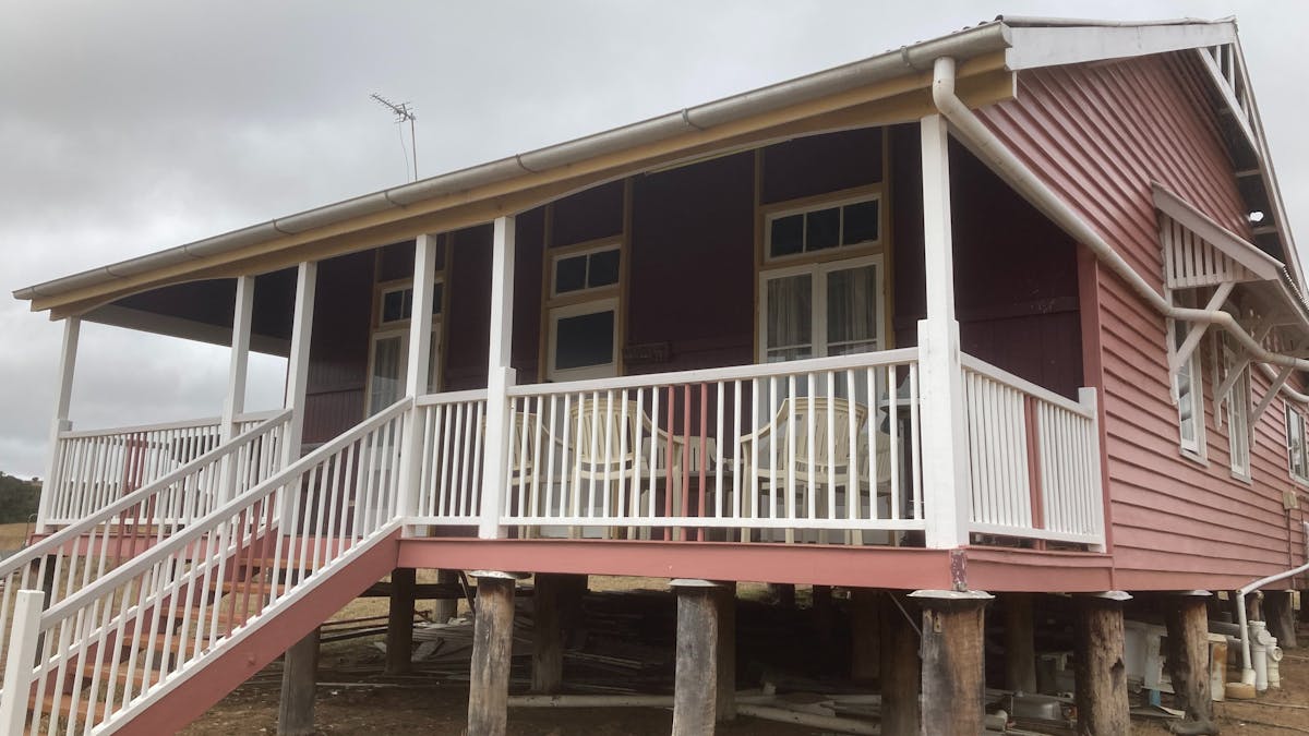 VERDELHO COTTAGE ORIGINALLY AN OLD SCHOOL HOUSE