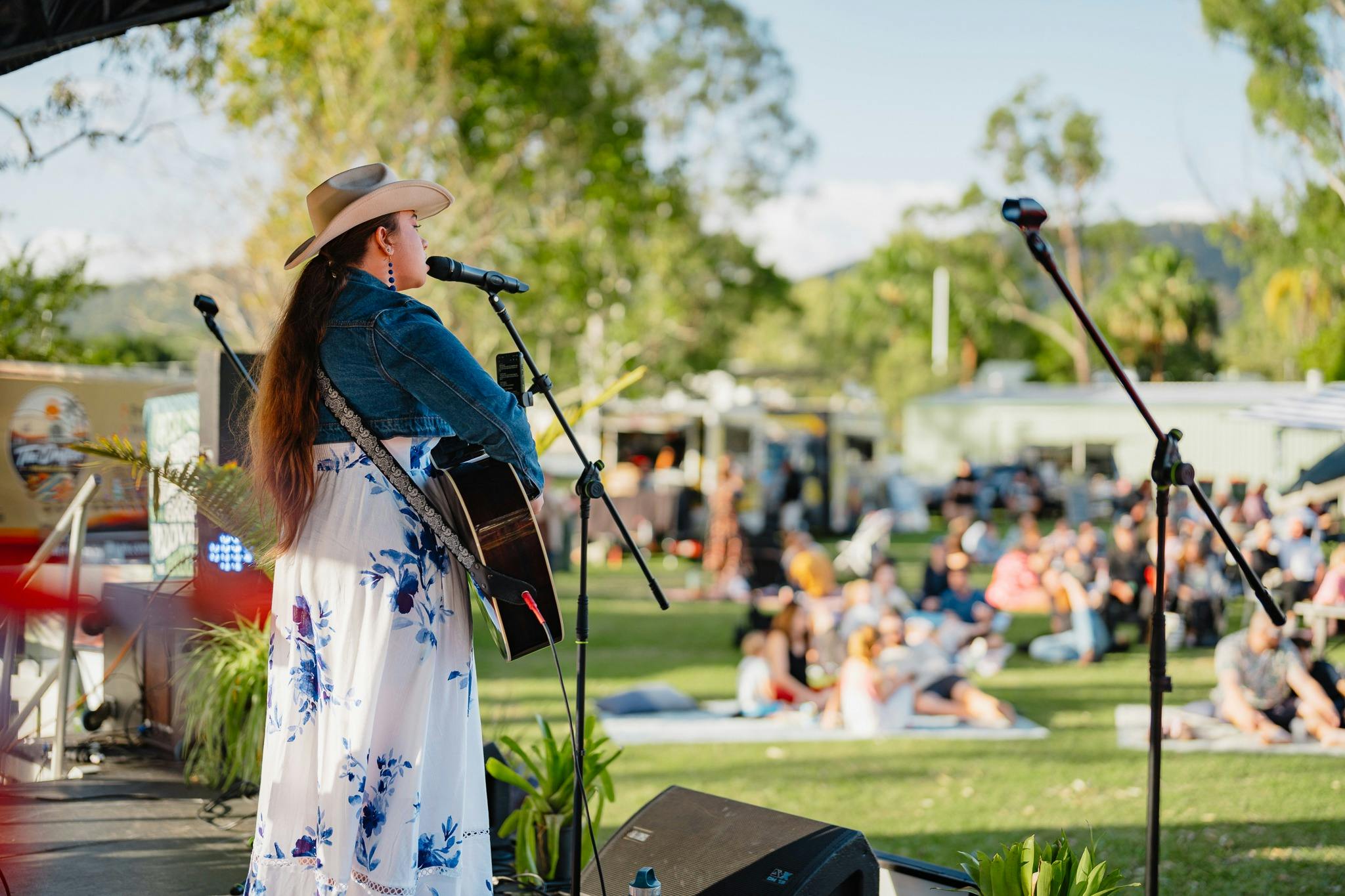 Groovin' in the Green, Family event, kids activity, food trucks, community event, licenced bar,music