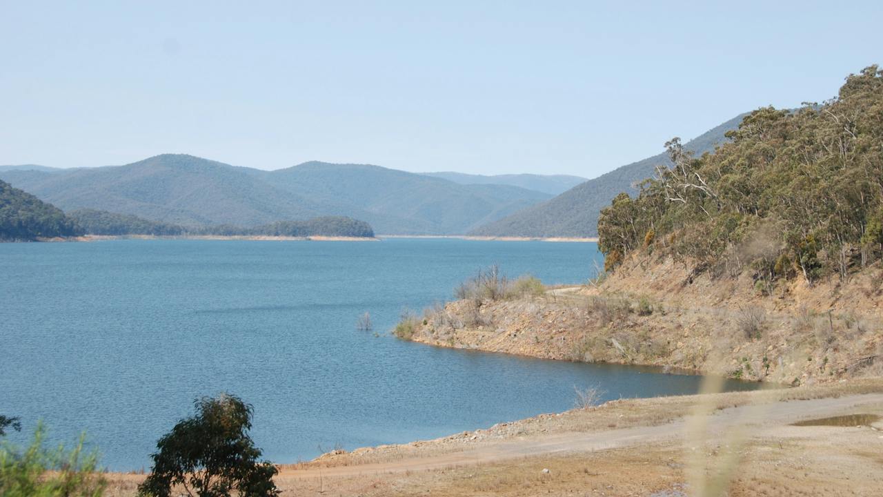 Dartmouth Dam Wall Picnic Area