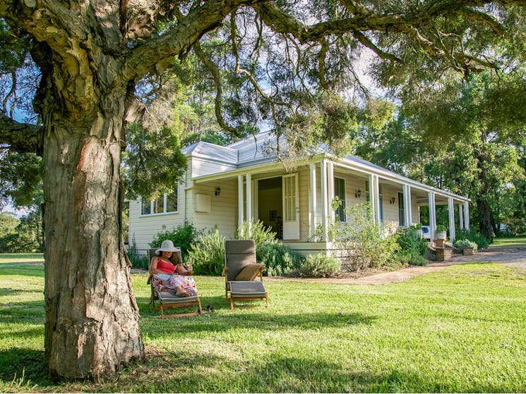 lillians-on-lovedale-nsw-holidays-accommodation-things-to-do