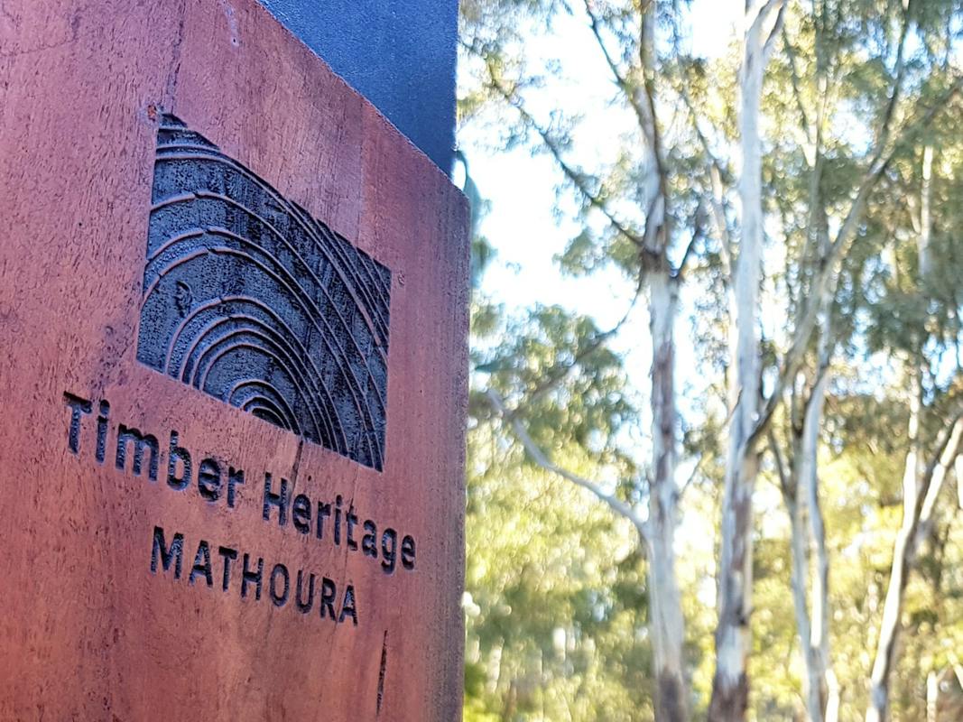 Mathoura heritage Walk Sign