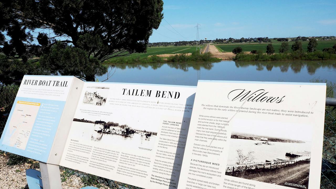 River interpretive signage Tailem Bend