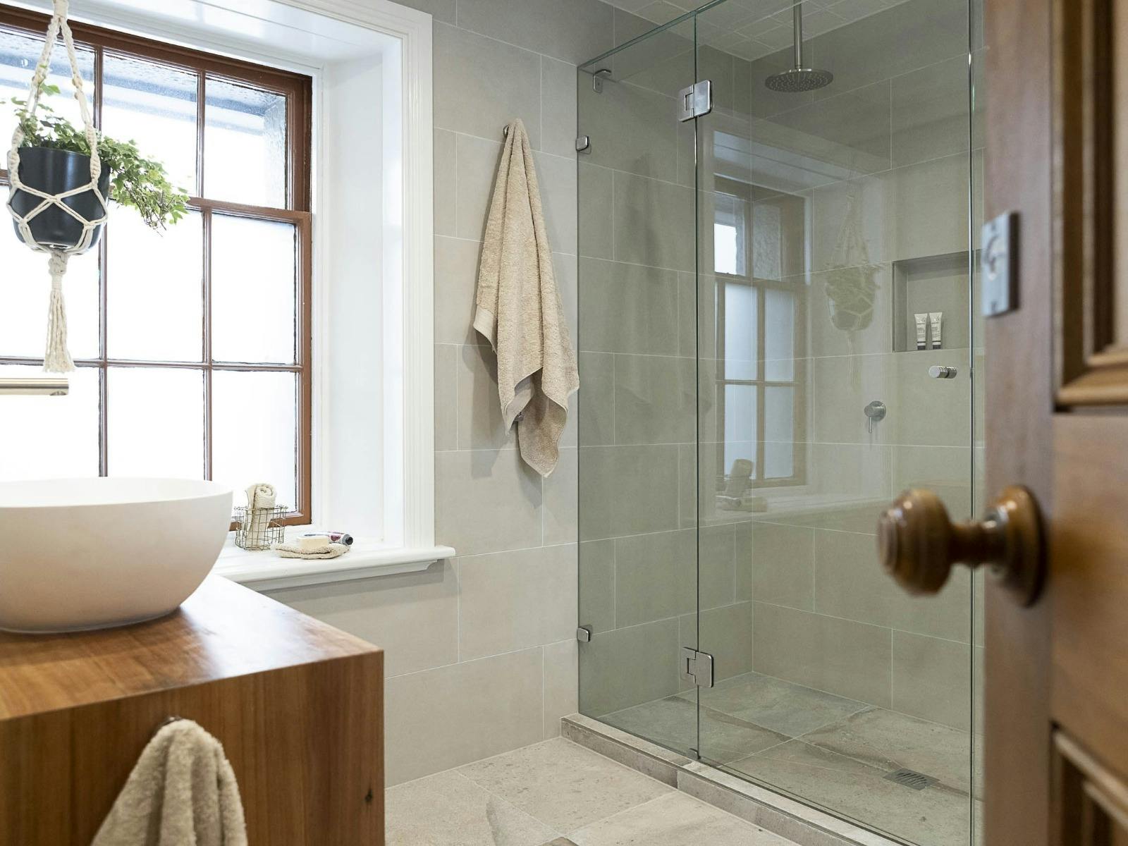 The Hive Apartment by Beechworth Honey