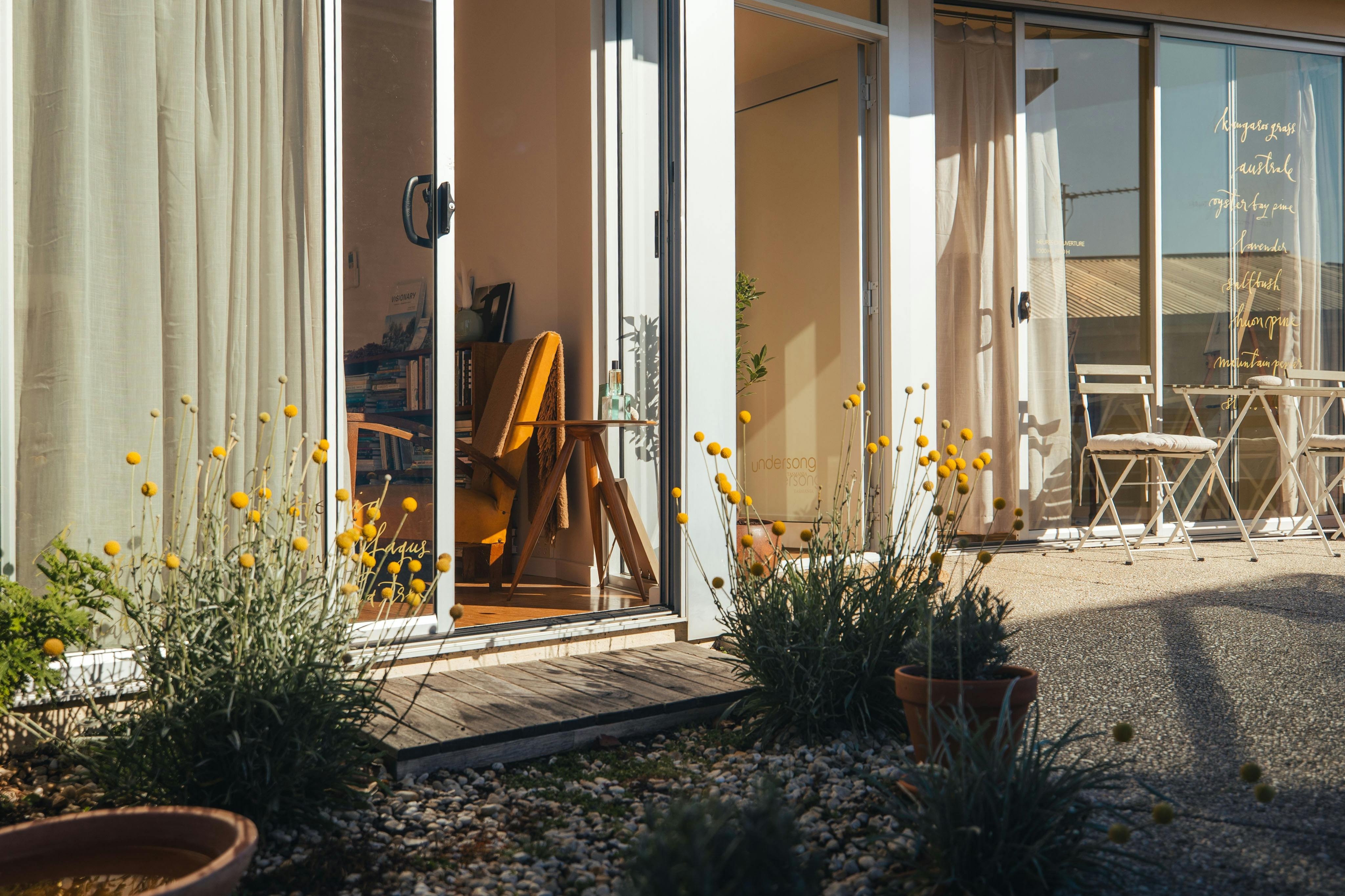 Perfumery exterior