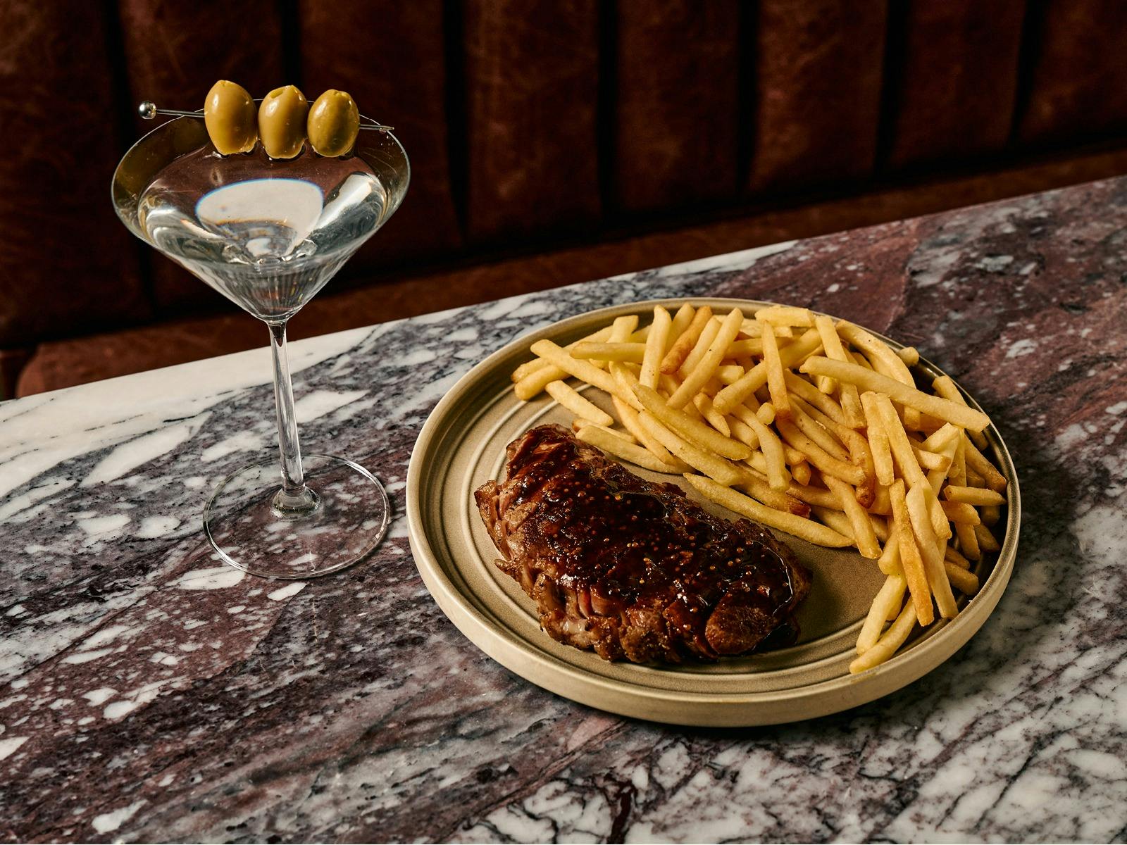 Live Jazz Night at DOLLY