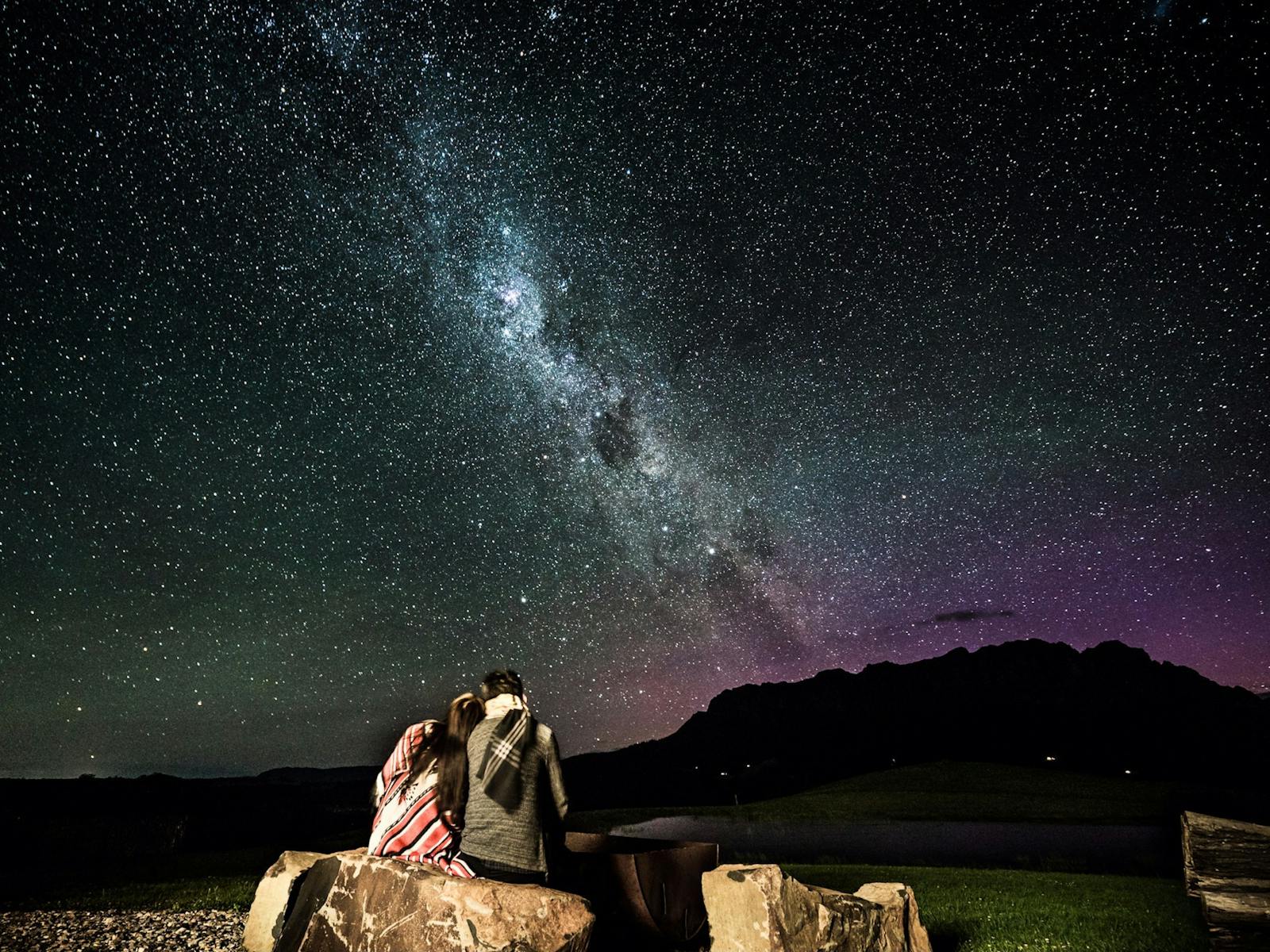 Eagles Nest III couple stargazing