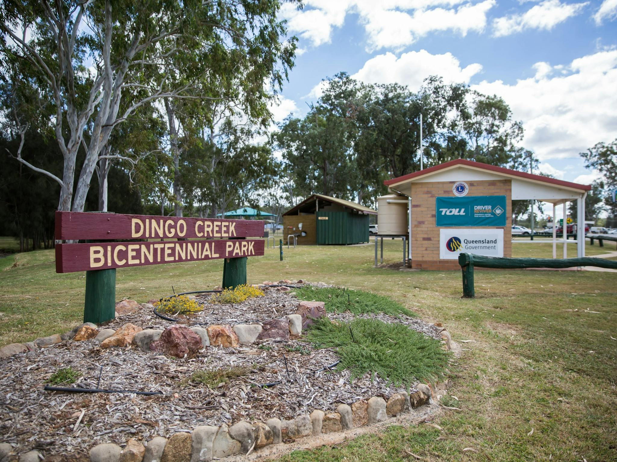 Dingo Park Sign
