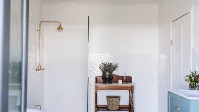 Foxlow Quarters bathroom