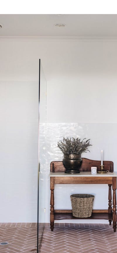 Foxlow Quarters bathroom