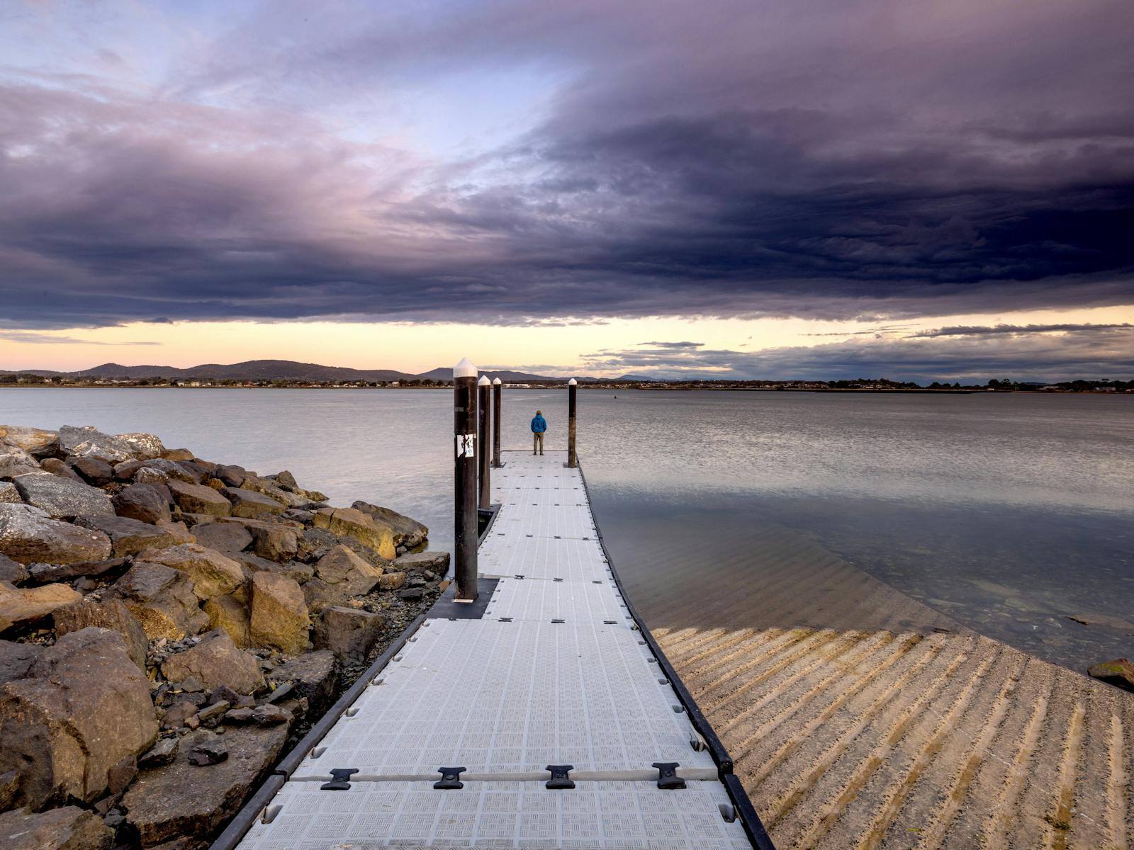 Boat ramp 2 mins from Park