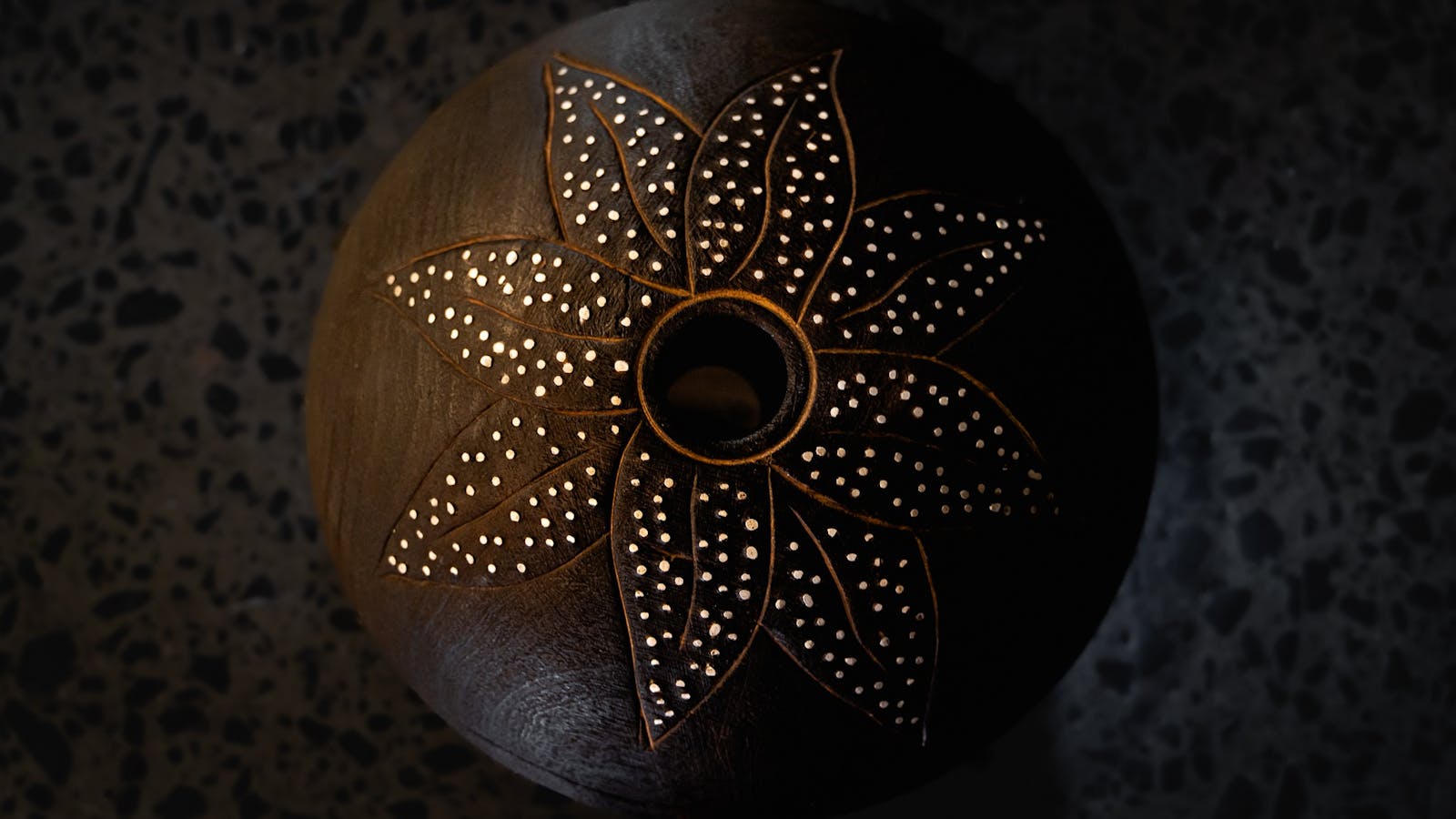 IXL Tasmanian Art Gallery - Timber Art Objects