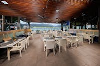 Under Cover dinning